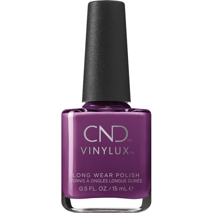 CND Vinylux Absolutely Radishing, een diep koninklijk paars.  