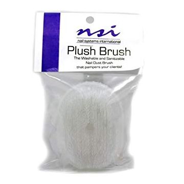 NSI Plush Brush is een extra zachte stofborstel om vijlstof en productresten snel en comfortabel te verwijderen tijdens manicure, gel, BIAB of acryl.